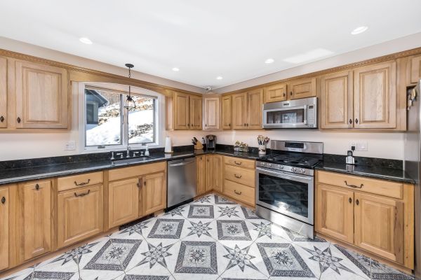 Custom Cabinet Making in Magnolia