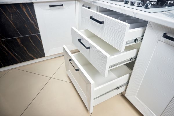Kitchen Drawer Replacement in Magnolia