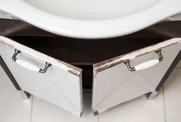 Cabinet Water Damage Repair in Magnolia